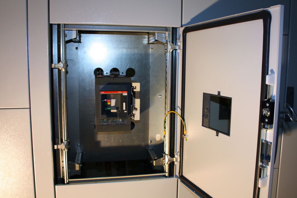 Вводно-распределительные устройства (ВРУ)