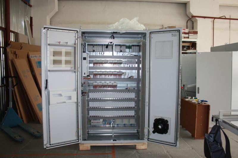 Сборка щитов управления компрессорной станцией ВД ЦПС Ванкорского месторождения