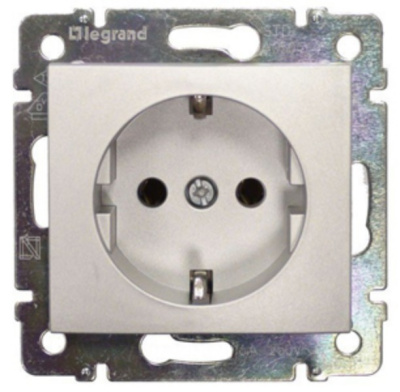 Розетка электрическая Legrand Valena  с заземлением (алюминий)   770120