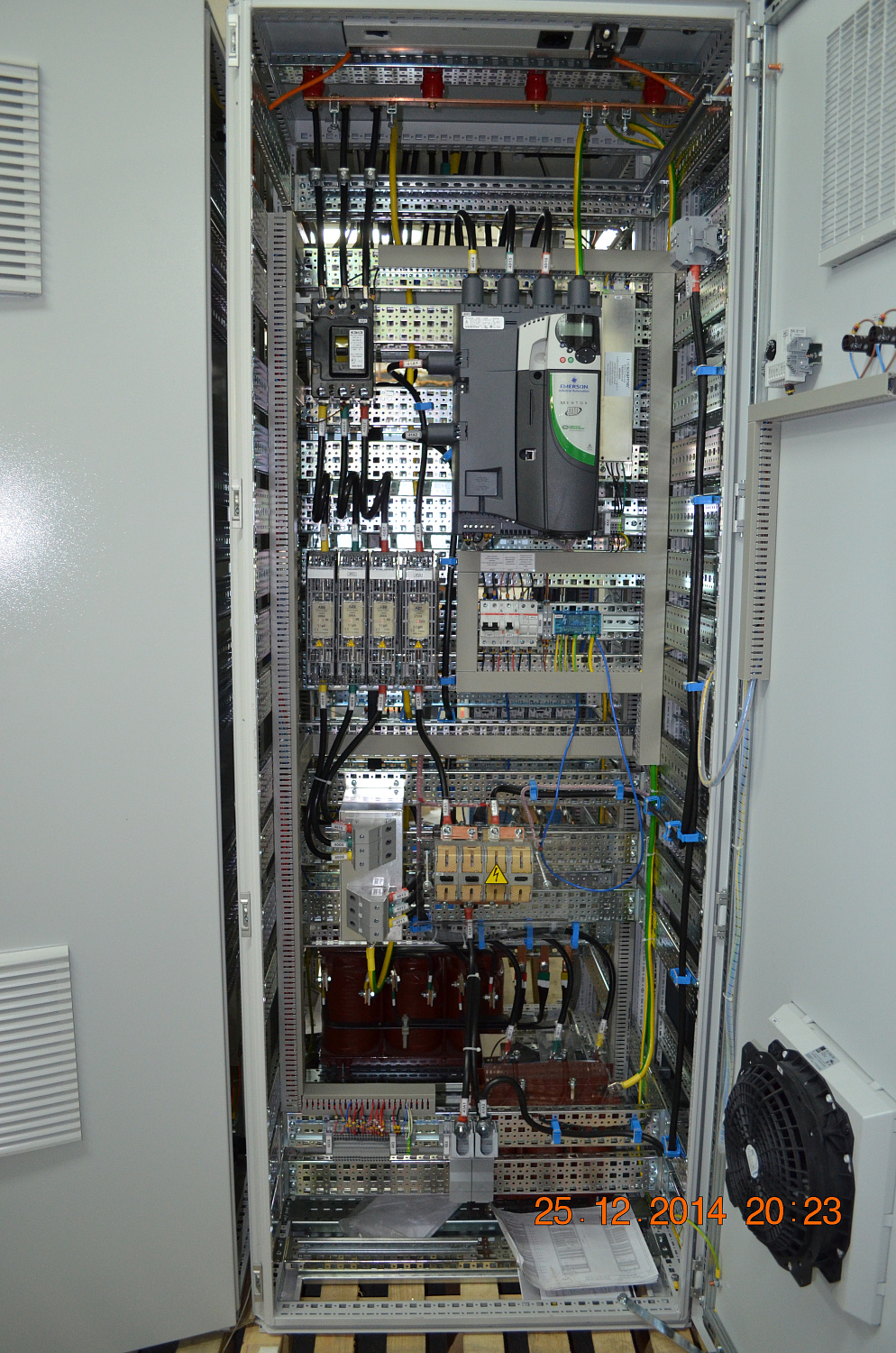 Электрощиты для ЦАГИ: управление аэродинамической испытательной установкой