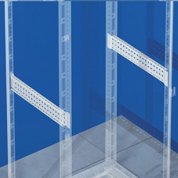 Рейка боковая, широкая, для шкафов CQE глубиной 500 мм, 1 упаковка -4шт. ( Возможна замена на R5NPDL500 )